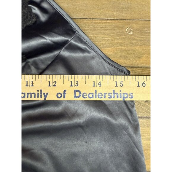 Frederick's of Hollywood Black Satin Lace Trim Sleeveless Nightgown Large - Picture 9 of 9